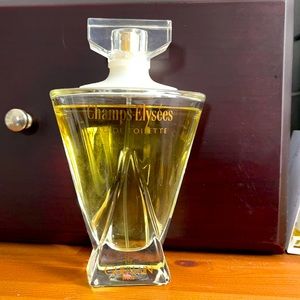 Champs Elyeés perfume